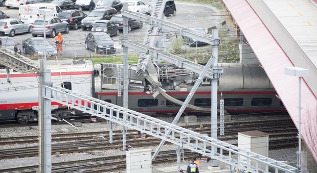 Eurocity Milano-Basilea deraglia a Lucerna: 7 feriti