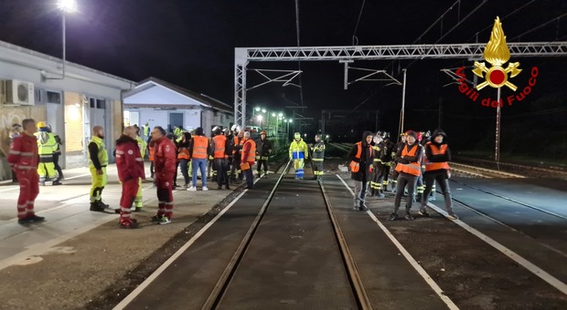 Orvieto, simulato principio incendio su un treno in galleria Firenze-Roma: l'esercitazione di protezione civile tra Umbria e Lazio