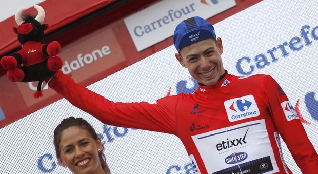 Vuelta, doppio colpo di De la Cruz: vittoria di tappa e maglia rossa