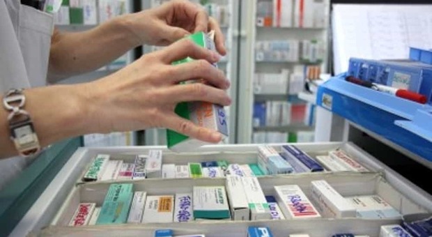 Impennata di spesa per i farmaci contro il colesterolo e anti infiammatori, stretta della Regione e controlli sui medici