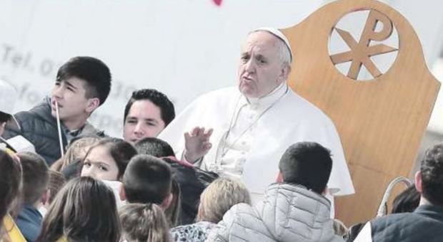 Dialogo tra religioni e sfida Mediterraneo: Papa Francesco torna a Napoli