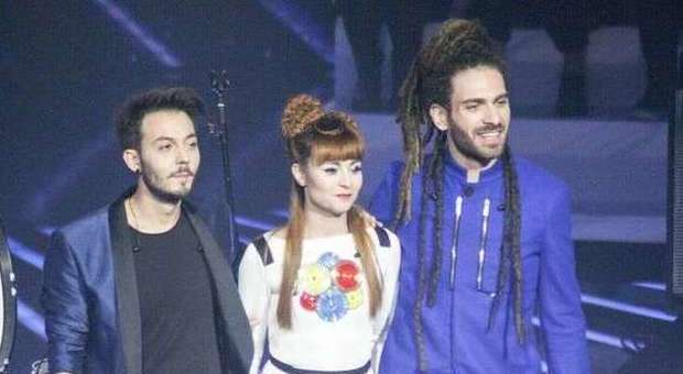 X Factor, Moseek bocciati dal pubblico Inediti, solo una canzone in italiano