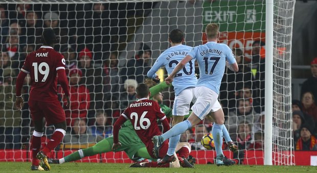 Premier, spettacolo ed emozioni ad Anfield: il Liverpool supera il City 4-3