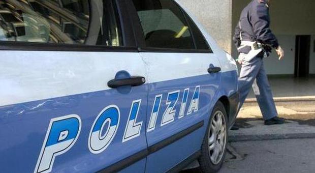 Terrorismo, espulsa coppia di coniugi albanesi residenti a Perugia: "Inneggiavano alla jihad"