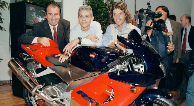 Ivano Beggio con i giovanissimi Valentino Rossi e Loris Capirossi