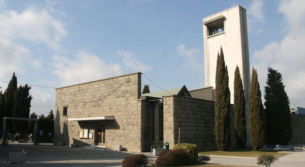 La chiesa del cimitero di Marghera, dove si trova il forno crematorio