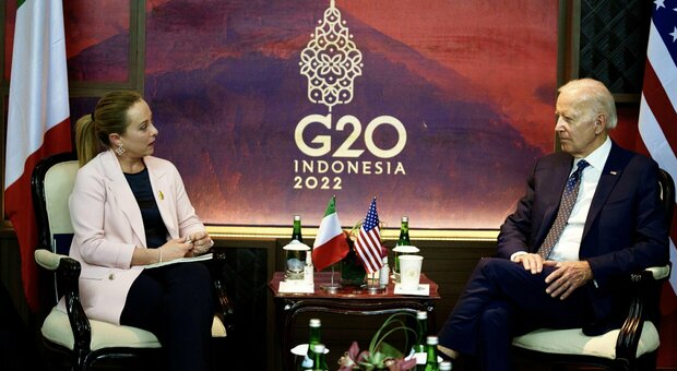 G20, Meloni: «Siamo in acque tempestose, impatto della guerra devastante». Lavrov parla, i leader restano in sala