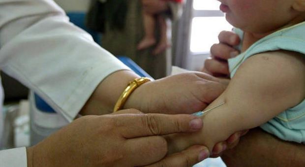 Vaccini, a Roma oltre 10mila in attesa, nel Lazio copertura già al 97%
