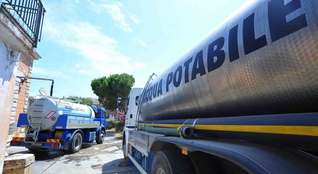 Emergenza idrica in provincia: ecco i primi razionamenti, niente acqua per innaffiare a Poggio Mirteto Previste multe fino a mille euro