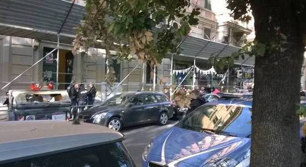 Orrore a Roma, donna e bimbi di 2 e 11 anni trovati morti in casa. Grave la terza figlia di 4