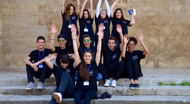 Gli studenti dell'istituto Elena Principessa di Napoli protagonisti del progetto "Impresa in azione"