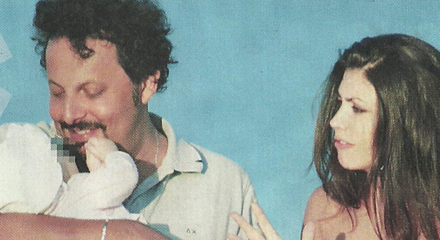 Enrico Brignano e Flora Canto genitori, prima estate con la piccola Martina