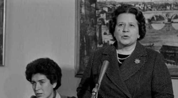 Addio a Franca Falcucci, primo ministro donna all'Istruzione. Aveva 88 anni