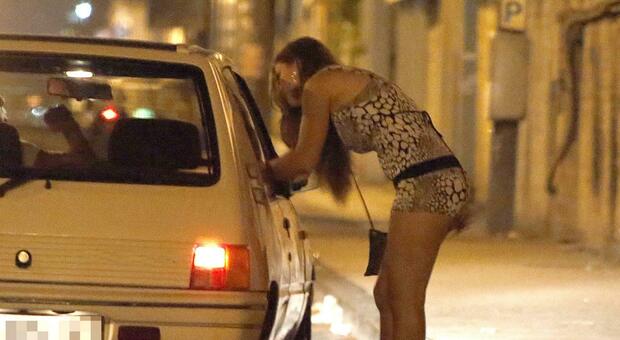Prostitute in strada