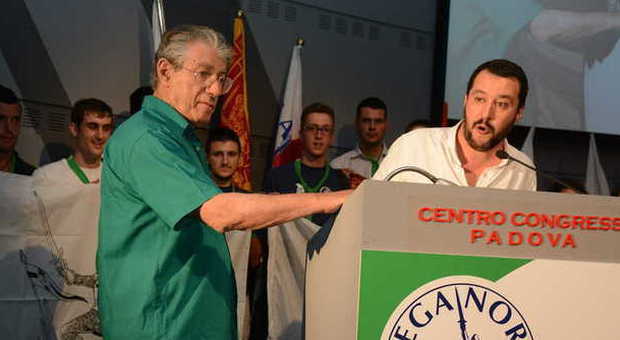 Il leader della Lega, Matteo Salvini con il padre della patria padana, Umberto Bossi