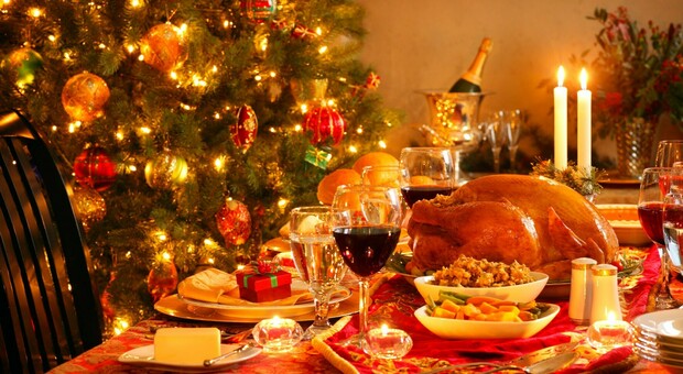 In arrivo la stangata di Natale: regali e cenoni salatissimi e il commercio soffre