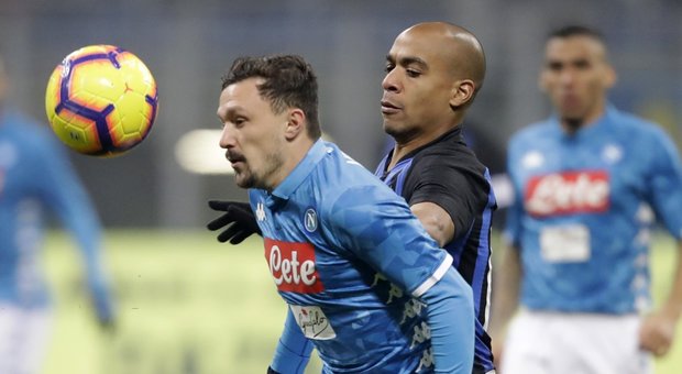 Inter-Napoli, San Siro copre coi fischi i cori contro i napoletani