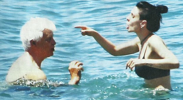 Michele Placido, lite al mare con la moglie Federica Vincenti (Diva e donna)