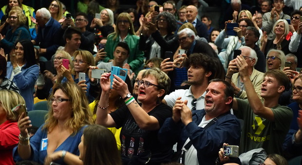 immagine La sfida per le Regionali: Berlusconi, Salvini, Meloni, al family day di Perugia