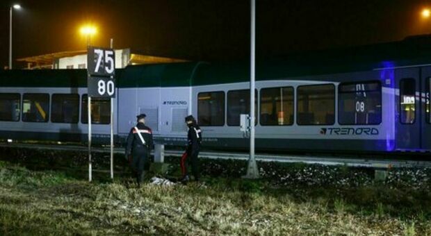 Operaio travolto e ucciso da un treno a Brescia: aveva 51 anni e stava lavorando in un cantiere in stazione