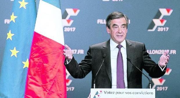 Francia, la destra alle primarie Sarkozy crolla, boom di Fillon