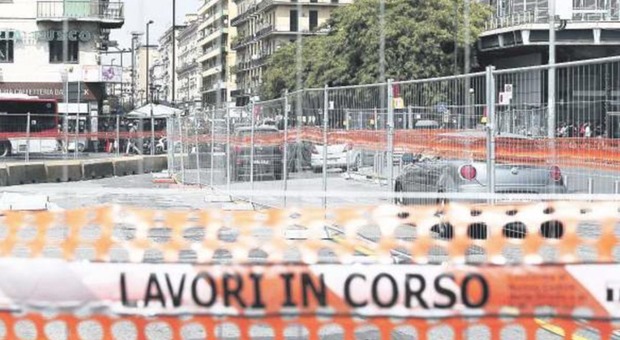 Napoli, il rientro dalle vacanze è amaro: slalom tra mille cantieri, sarà caos traffico