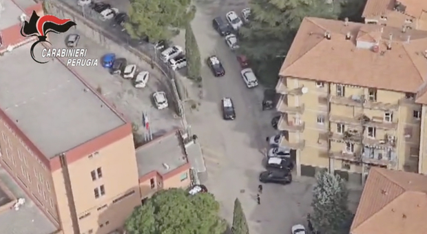 L'operazione antidroga dei carabinieri a Perugia