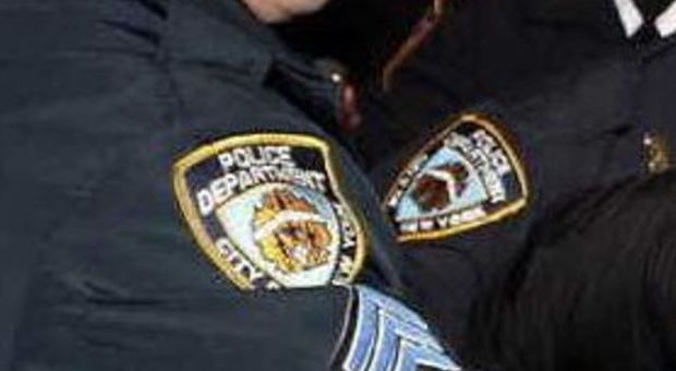New York, due poliziotti uccisi in un agguato a Brooklyn