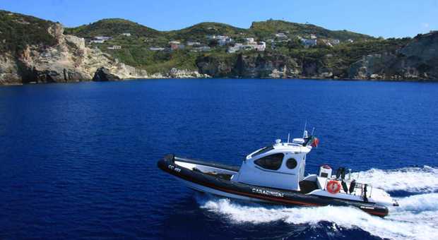 Violazioni in mare, tre denunce dei carabinieri a Ponza