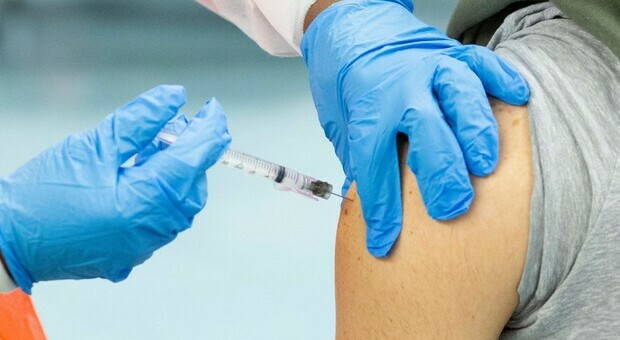Palermo, variante brasiliana in un vaccinato