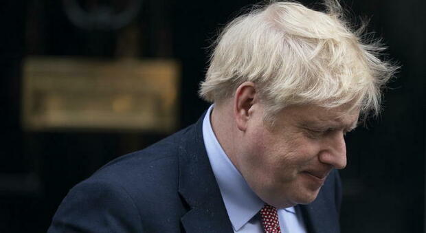 Boris Johnson, dal party di Natale all'appartamento "d'oro": il premier britannico nella bufera
