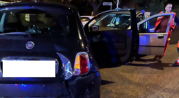 Ancona, maxi tamponamento tra tre auto vicino all'Inrca: due persone al pronto soccorso