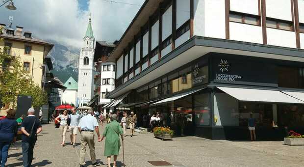 Il centro di Cortina: seconda Pasqua senza turisti
