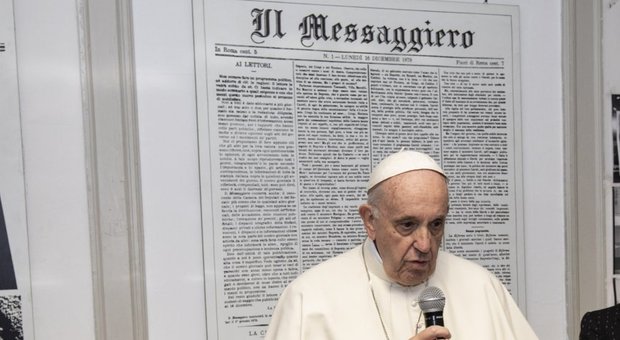 Informazione, i direttori dopo l'appello del Papa: «Prima i fatti, così si battono le fake news»