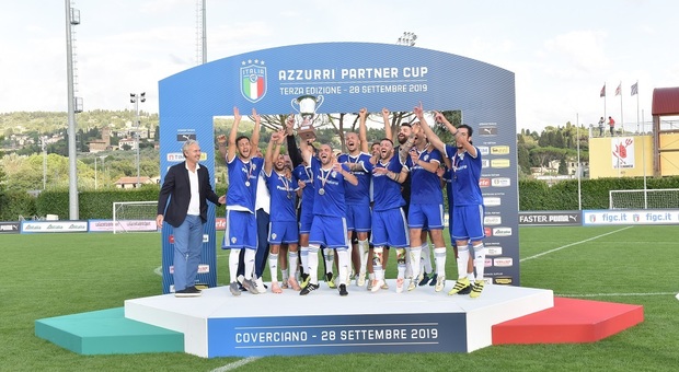 Poste Italiane campione per il secondo anno di fila alla "Azzurri partner Cup"