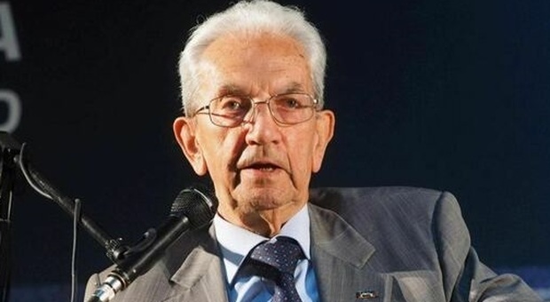 Partigiano, avvocato e senatore: si è spento Carlo Smuraglia. Era nato ad Ancona 99 anni fa, Anpi in lutto