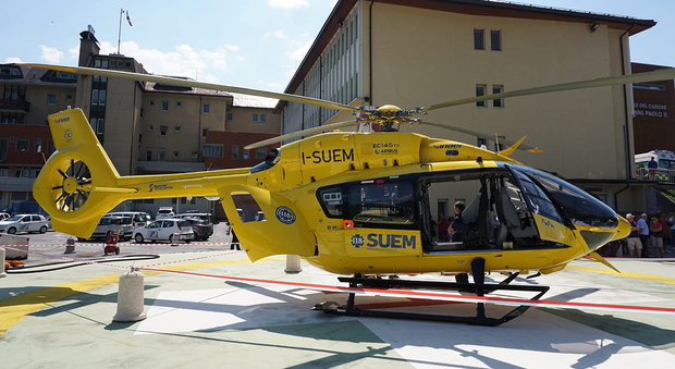 Scialpinista ferito in Val Travenanzes soccorso dall'elicottero del Suem