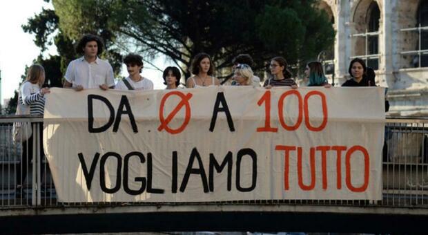 protesta_striscione_scuola_roma_liceo cavour