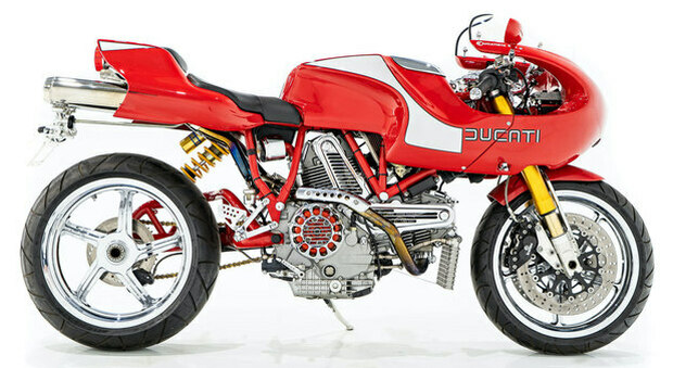 La Ducati MH900e venduta all'asta