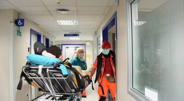 Fuga dagli ospedali: 200 ricoveri in meno dall’inizio di maggio