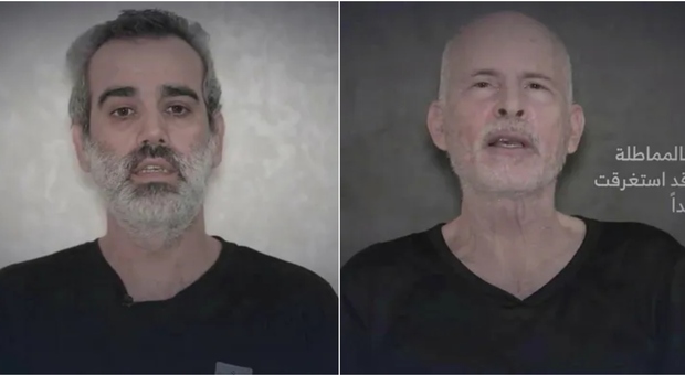 Hamas diffonde video di due ostaggi a Gaza, si tratta dell'americano Keith Siegel e l'israeliano Omri Miran