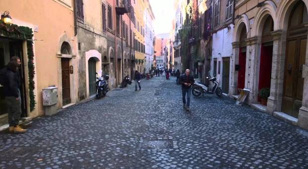 Roma, a Via Urbana stop alle auto: ma solo alla fine del 2019