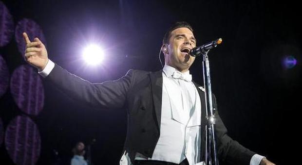 Robbie Williams conquista Torino, nell'unica tappa italiana del suo tour