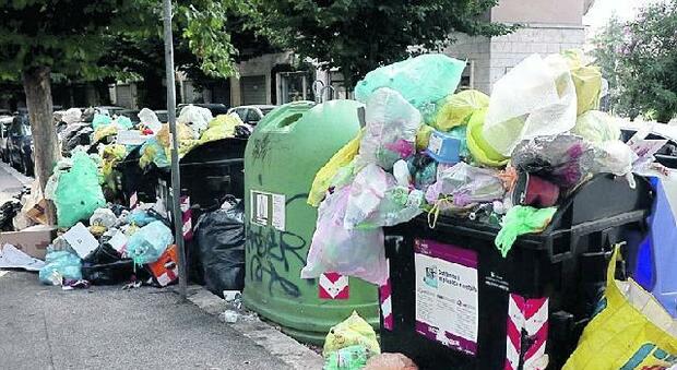 I rifiuti della Capitale a Bolzano e Milano: il flop della gara per l'estero, aumentano i costi