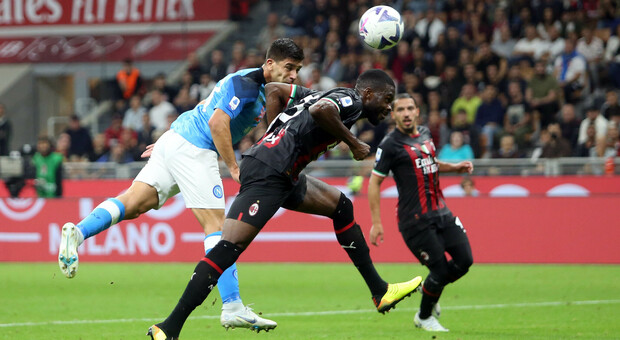 Il gol di Simeone in Milan-Napoli 1-2