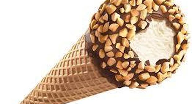 Nestlé ritira i coni gelato in Usa, test positivi alla listeria: prodotti a rischio
