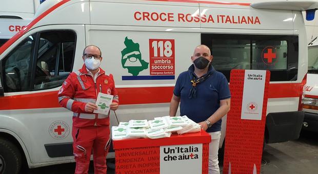 Foligno, Giostra della Quintana: il rione Contastanga dona 300 dispositivi di protezione individuale alla Croce Rossa