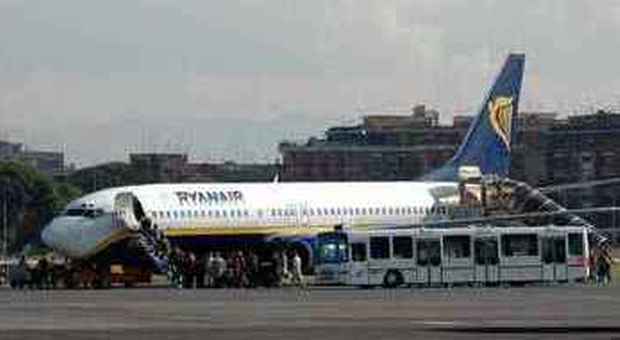 Un aereo Ryanair a Ciampino