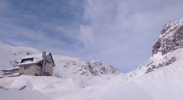 Lo spettacolo della neve a Sella Nevea a quota 1800 metri questa mattina a Chiusaforte