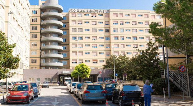 Pescara, 21enne muore di meningite: chiuso il Qube, il locale dov'era sabato notte